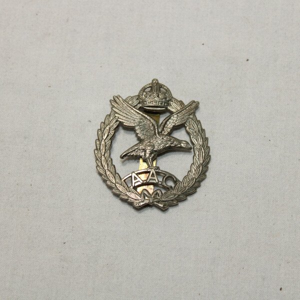 Cap badge AAC