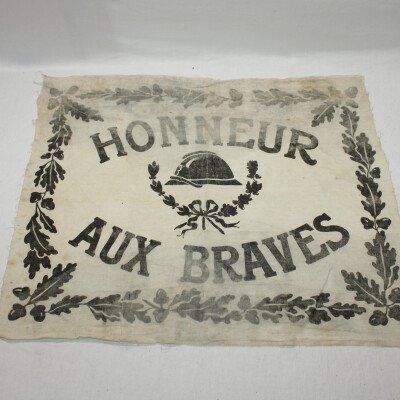 Mouchoir honneur aux braves