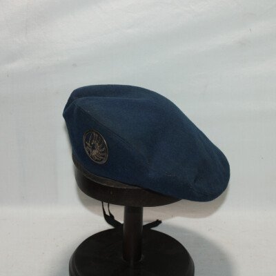 Beret 3 parties bleu