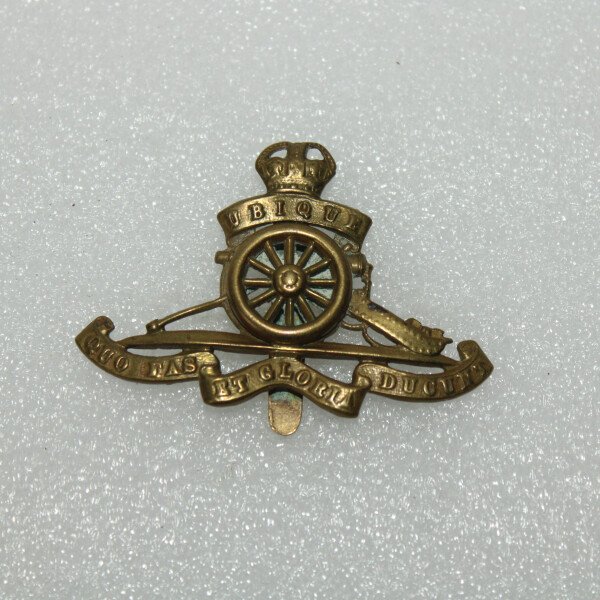 Cap badge Off RA