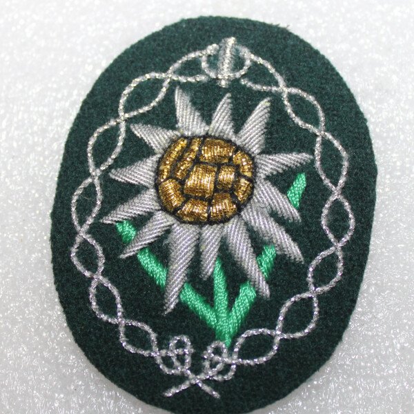 badge de manche Edelweiss  officier 2e modèle WH