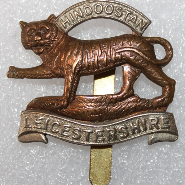 Cap badge Leicerstershire