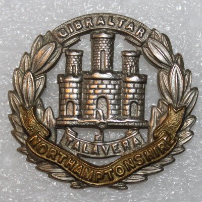 Cap badge Northamptonshire